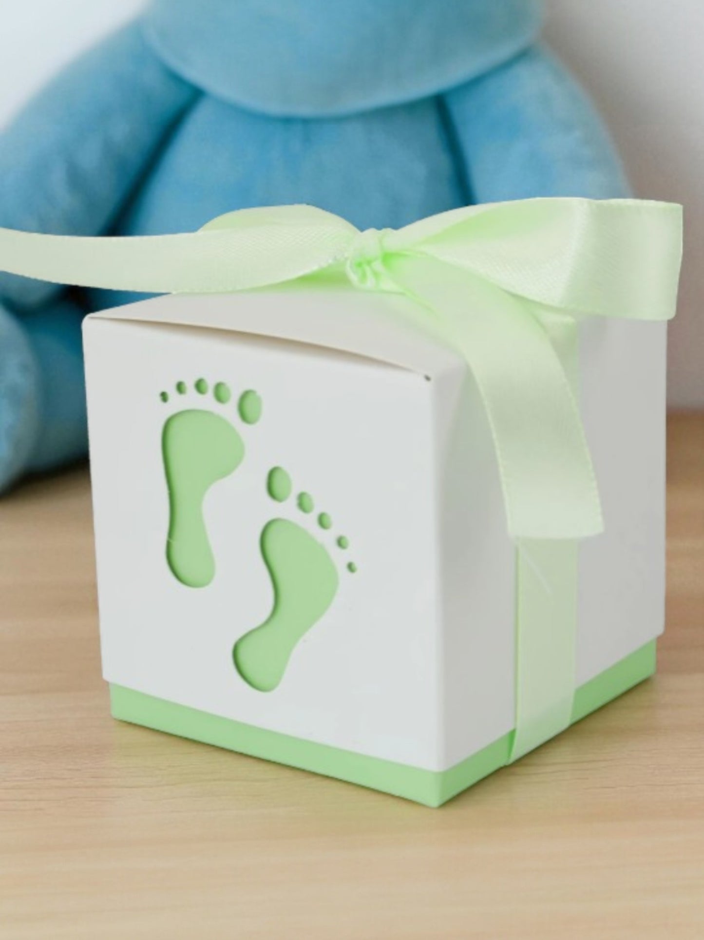 Baby feet - green