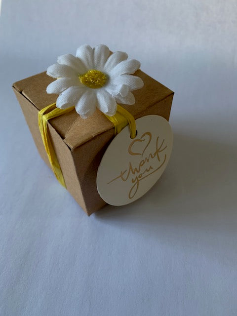 Rustic box (White Daisy)