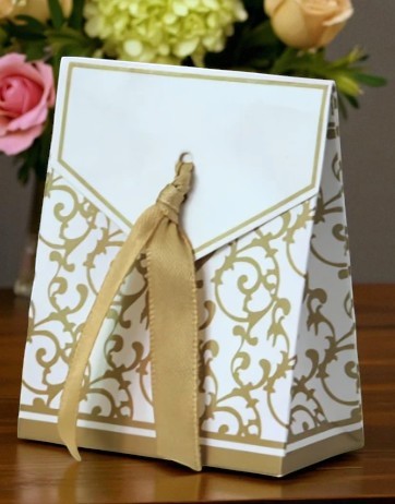 Folded bag - gold swirls
