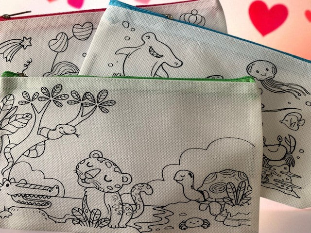 Colour-in Zip Up Lolly Bag